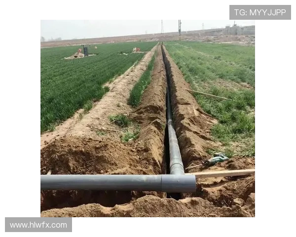 挖掘机温室大棚基础沟槽挖掘